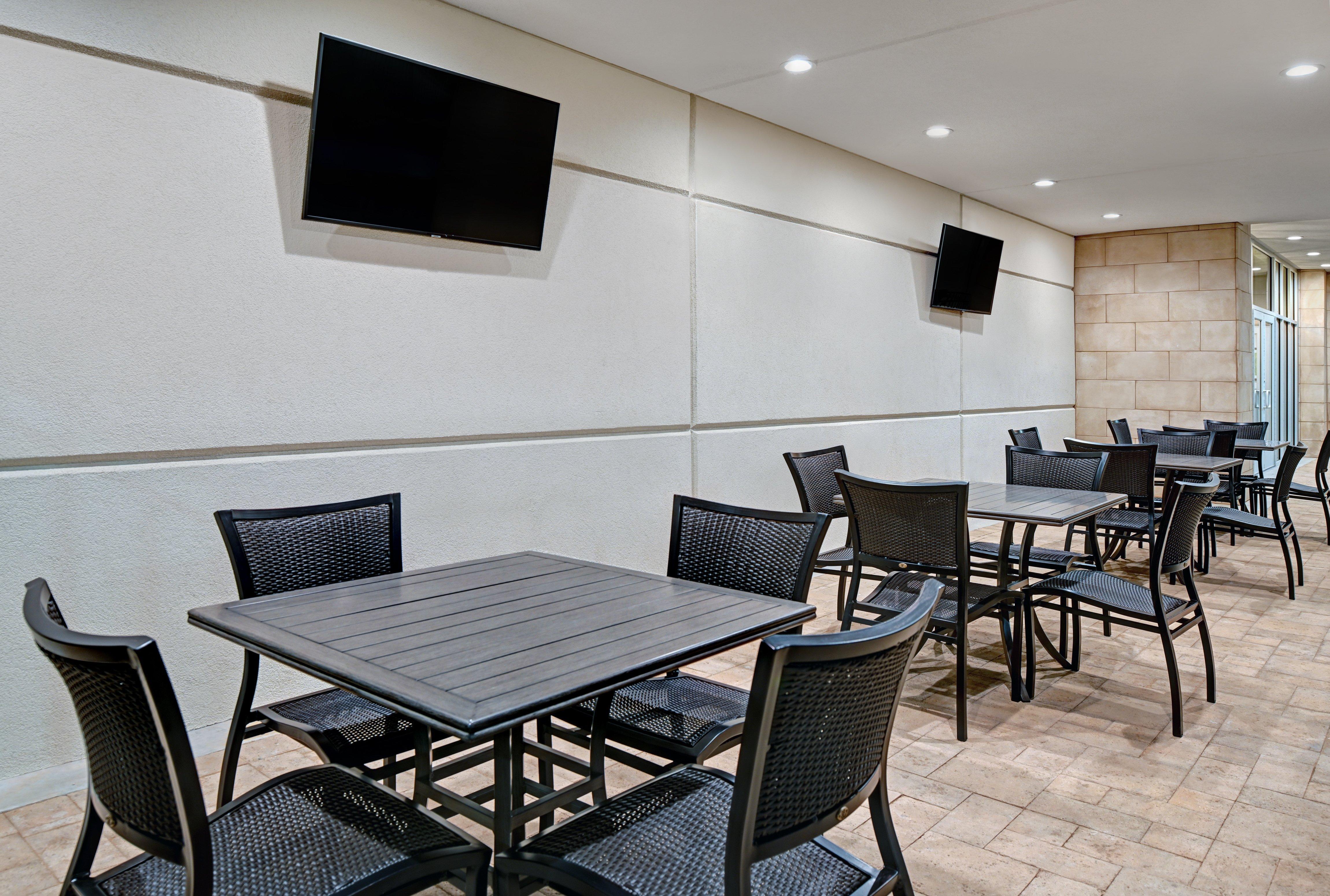 Holiday Inn Express & Suites Memorial - Citycentre By Ihg Houston Exterior photo